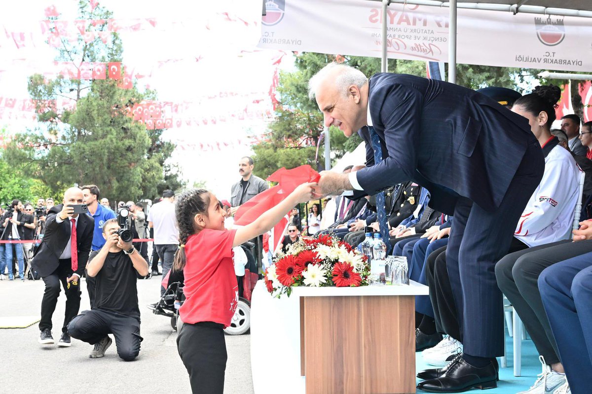 T.C. Diyarbakır Valiliği tweet media