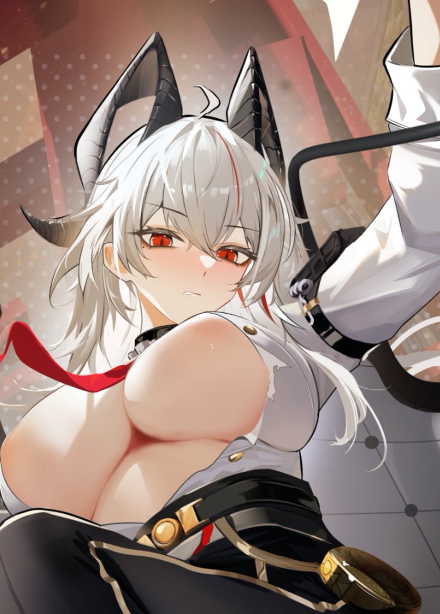 左侧三房心 tweet media