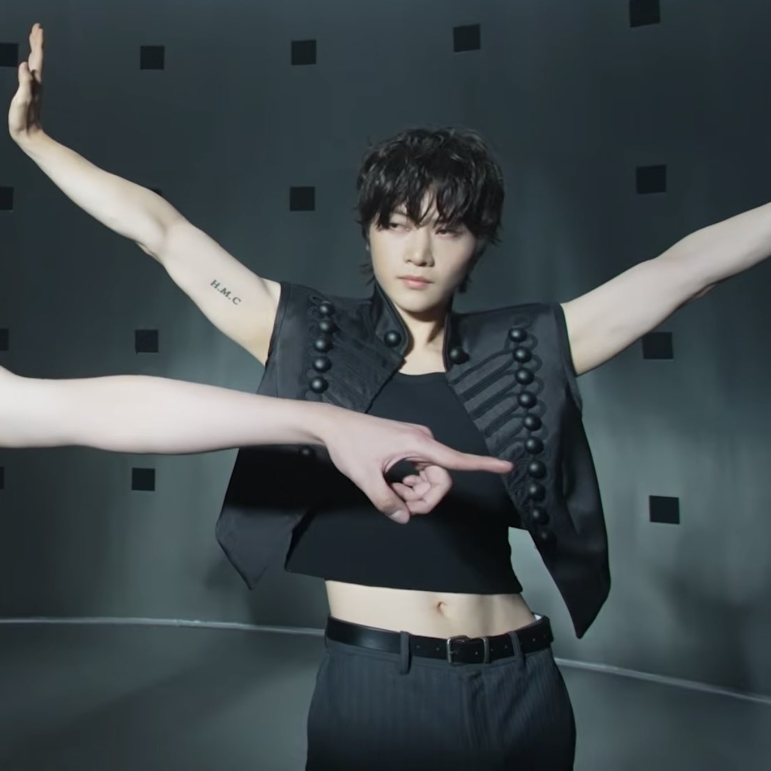 ~원~ tweet media