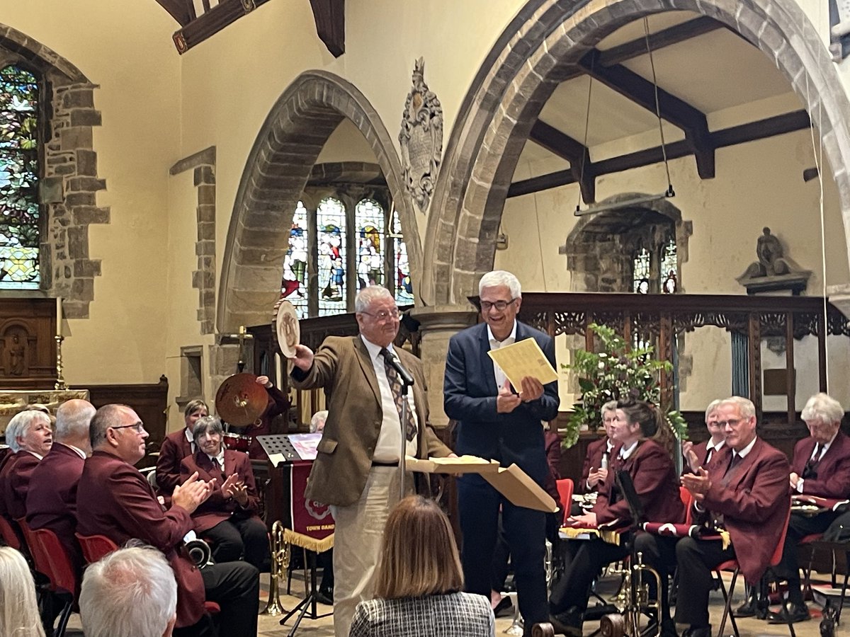 SLOinUK's tweet photo. A joyful 🎉 twinning celebration between Zreče 🇸🇮 and Sedbergh 🇬🇧, attended by Amb Štiglic and Zreče Mayor Podvršnik, with music by Lakeland Voices and dance by Folklorna skupina Jurij Vodovnik - a reminder that friendship flourishes across borders. https://t.co/FtR6QbW5Ds