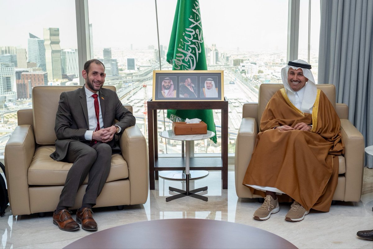 Embajada de Colombia en el Reino de Arabia Saudita tweet media