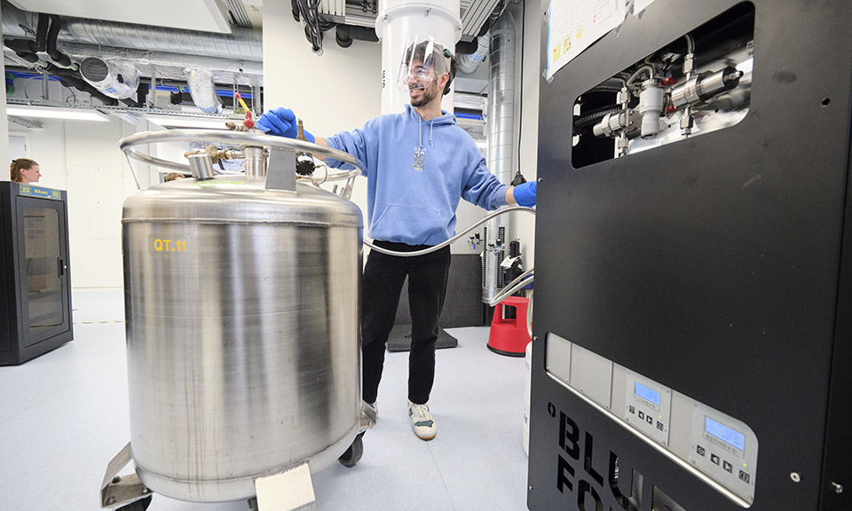 zuid_holland's tweet photo. Quantum bruist 🚀 Grote investeringen, groeiende ecosystemen en Nederland in de hoofdrol. Deze week is hét moment om aan te haken. Quantum Meets 2026 loopt van 19 t/m 21 mei met keynotes, demo's en netwerksessies door heel NL.

👉 https://t.co/9X0Z28hWcC https://t.co/m6iNZzwZzw