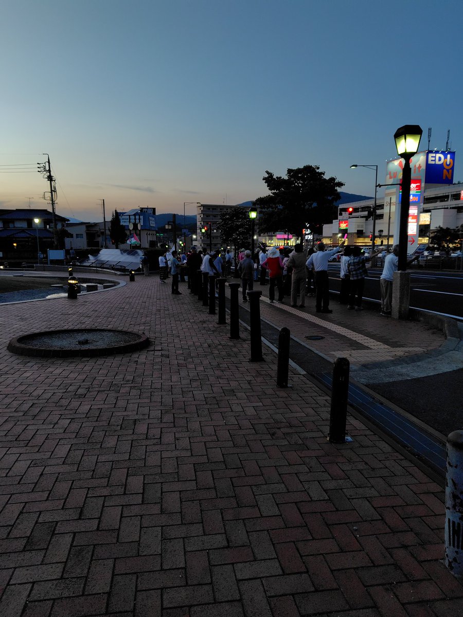 ダリア tweet media