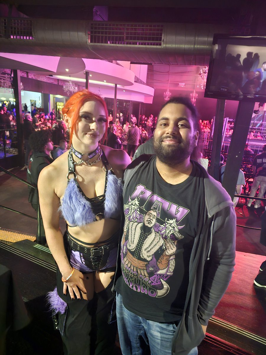 Daletorborg's tweet photo. @HellsFavoritePK so happy to meet you irl https://t.co/lAWag7RyCh