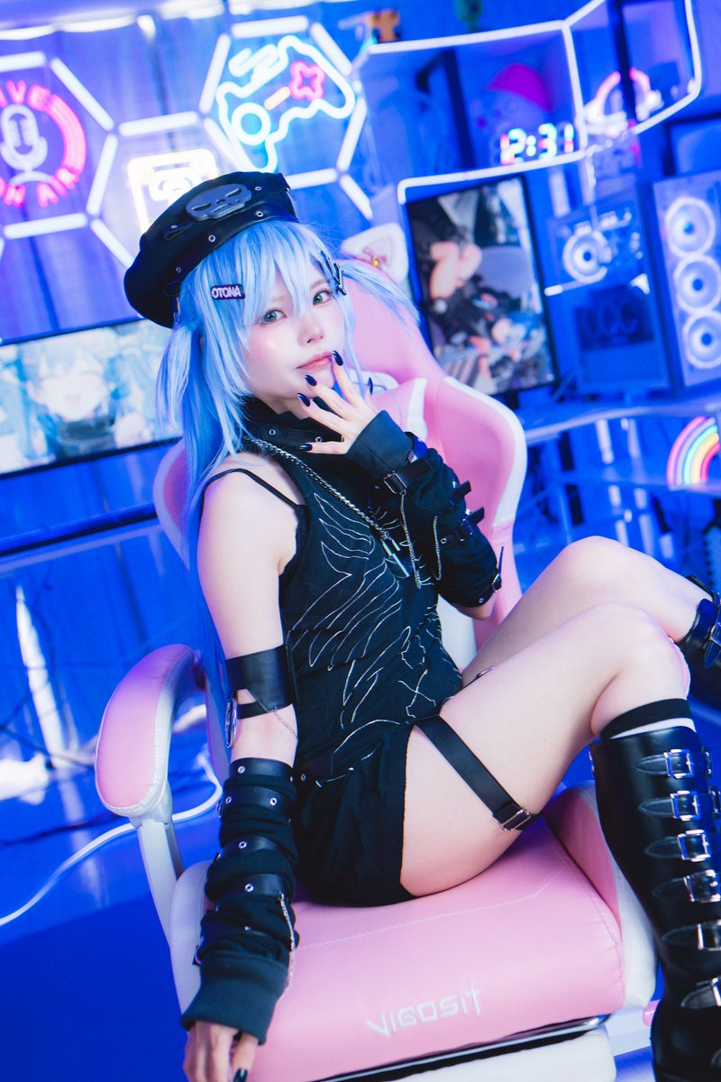 yuyux313's tweet photo. 💀⛓️
 #夜乃くろむ #コスプレ #cosplay

スタジオ:@studiosnow011 https://t.co/rg8zuQ9OEZ