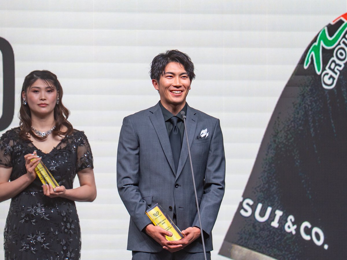 mmvb___'s tweet photo. 個人賞＆ARENA OF THE YEAR賞受賞おめでとうございます🏆️🔥
🗓 2026.05.19
📍 SV.LEAGUE AWARDS
🐺 #ウルフドッグス名古屋
🐶 #水町泰杜 選手
　  #ノルベルト・フベル 選手
　  #NORBERTHUBER https://t.co/TECF4nzo1k