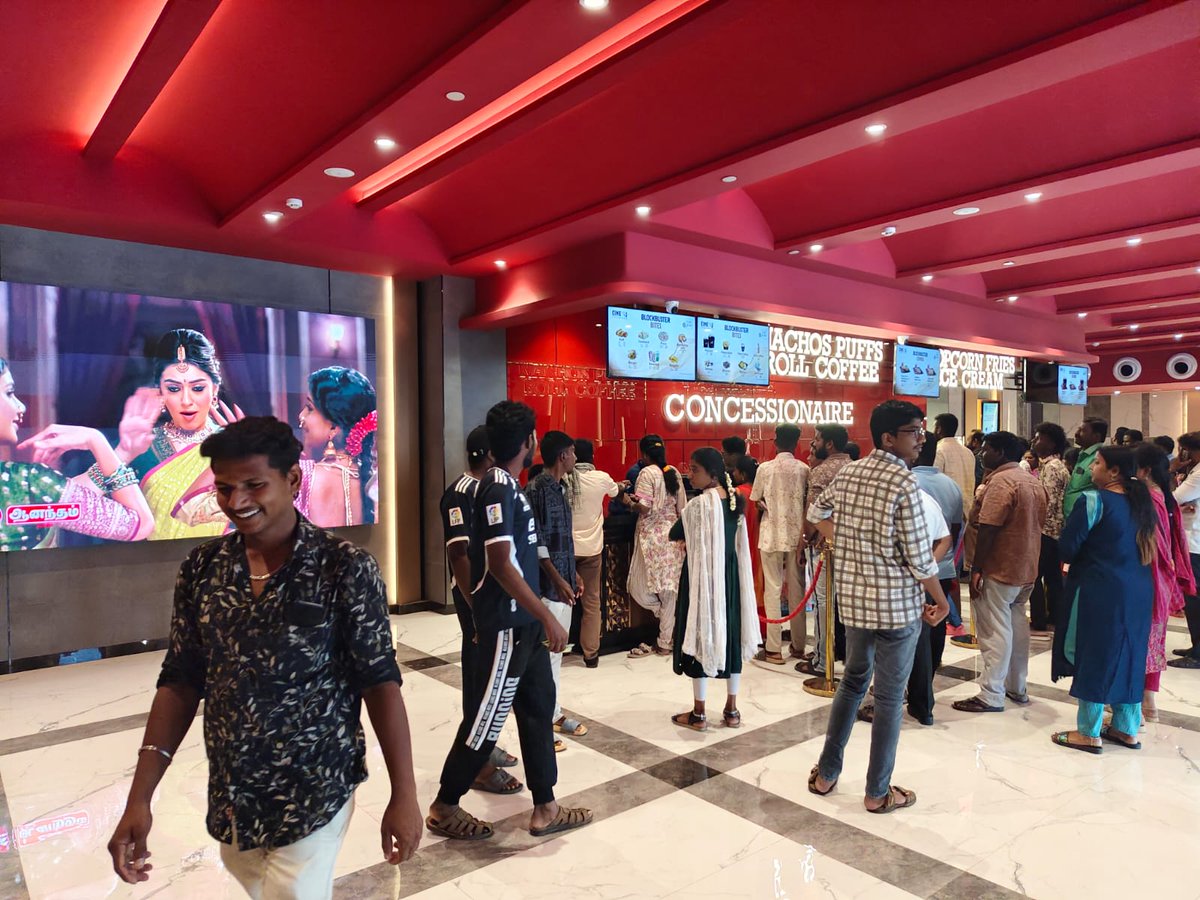 silverscreen_ad's tweet photo. Weekday Crowd for #Karupppu at @FrameCinemas #KaruppuBlockbuster https://t.co/SxVvubEKkA