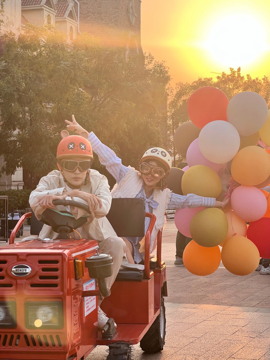 Holly tweet media