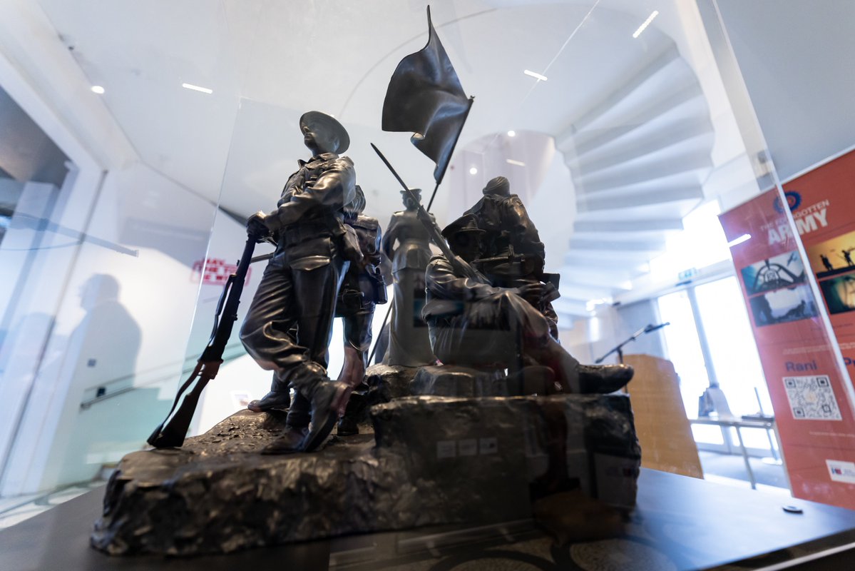 Leicester Museums & Galleries tweet media