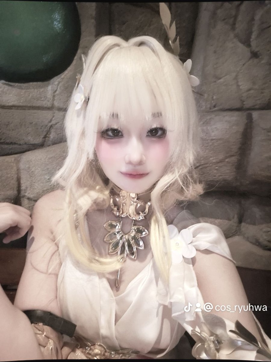 榴花 tweet media
