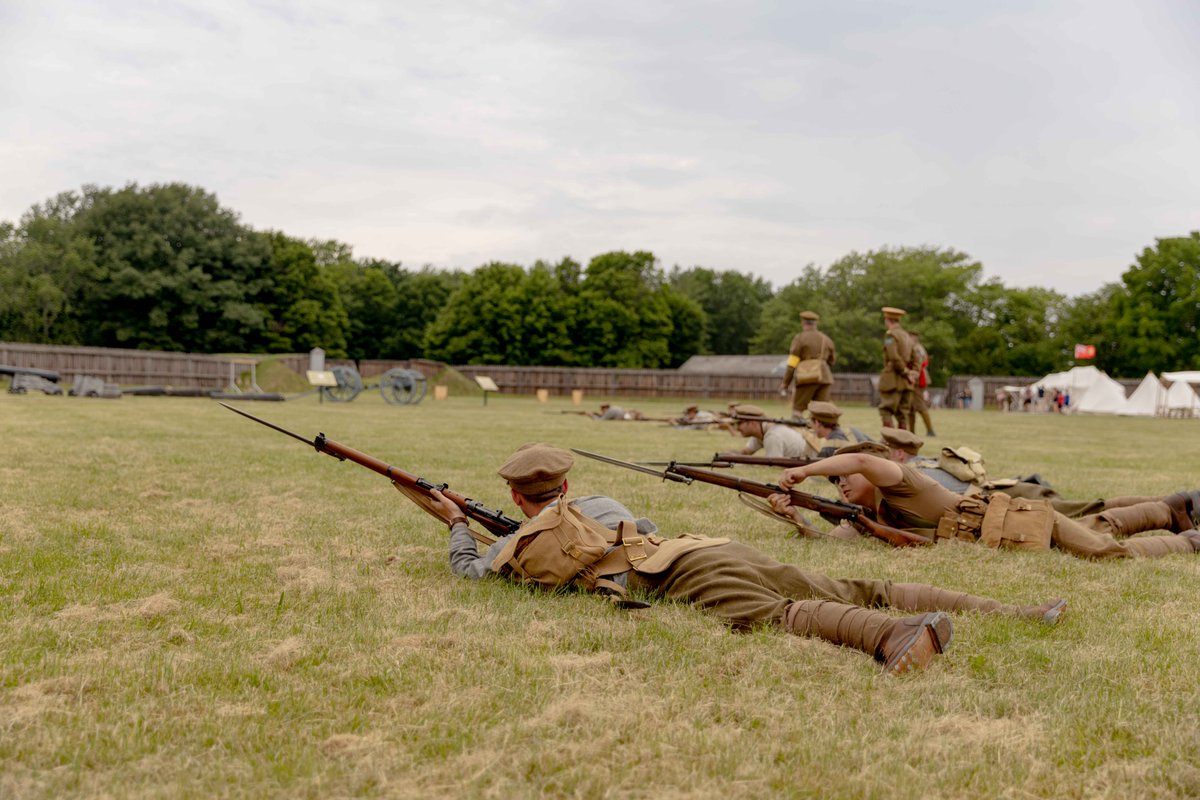 LHNFortGeorge's tweet photo. Les 30 et 31 mai, nous allons vivre une distorsion temporelle de 1812 à 1914! 

Rendez-vous à #LHNFortGeorge pour découvrir le rôle crucial que le camp Niagara a joué pendant la Première Guerre mondiale.
 https://t.co/vjgTAMjtAs https://t.co/vU5q9Q4KS3