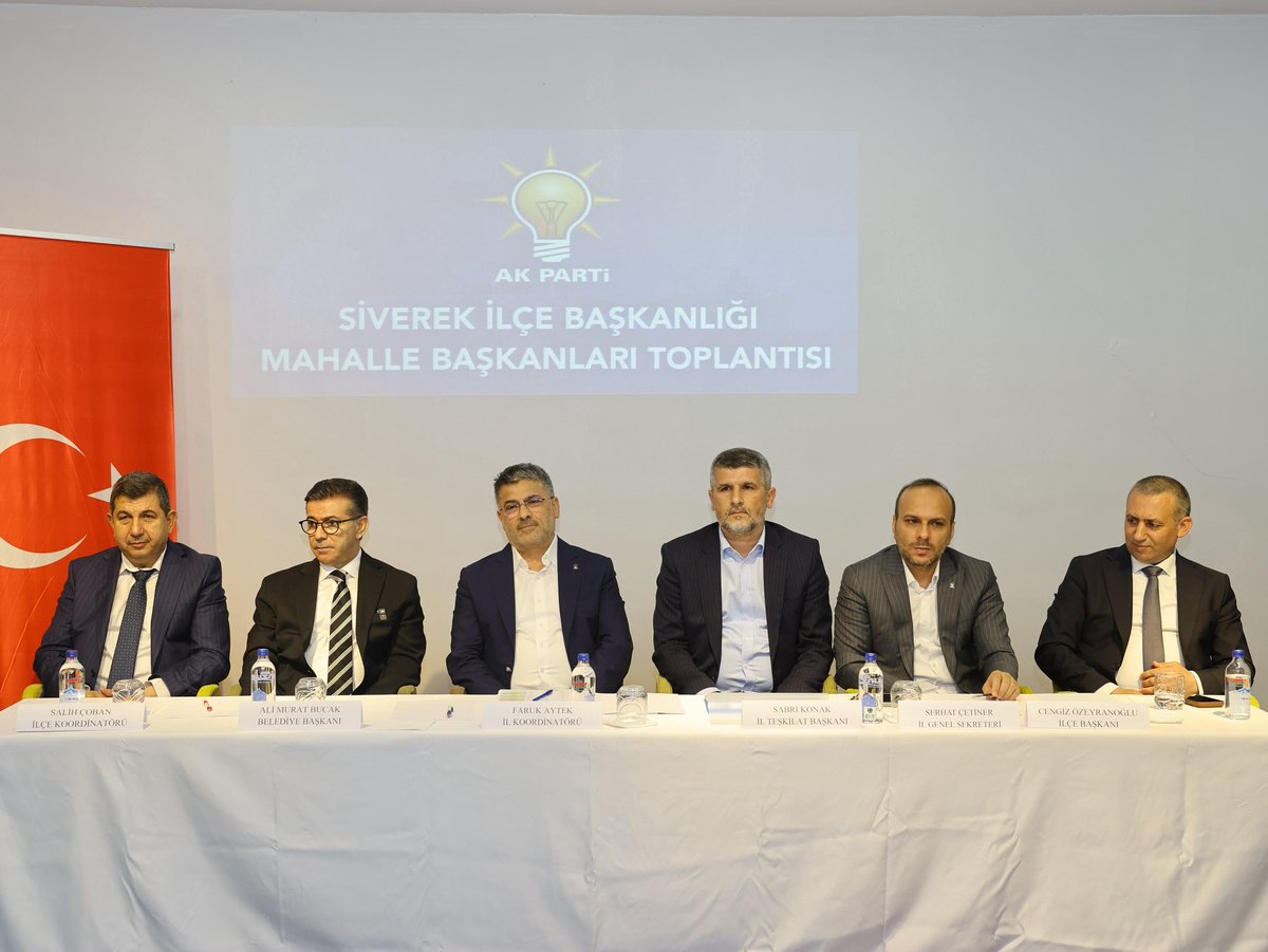 Cengizozeyran82's tweet photo. AK Parti Siverek İlçe Teşkilatı olarak; Adana Milletvekilimiz ve Genel Merkez Teşkilat Başkanlığı İl Koordinatörümüz Sayın Faruk Aytek, İl Teşkilat Başkanımız Sayın Sabri Konak, İl Genel Sekreterimiz Sayın Serhat Çetiner, İlçe Koordinatörümüz Sayın Salih Çoban, Belediye Başkanımız Sayın Ali Murat Bucak, Kadın Kolları Başkanımız Sayın Rahime Tüysüz Denizedalan, Gençlik Kolları Başkanımız Sayın Ramazan Acar ve kıymetli mahalle başkanlarımızın katılımlarıyla verimli bir teşkilat toplantısı gerçekleştirdik.

Toplantımızda teşkilat çalışmalarımızı değerlendirerek mahallelerimizde yürütülecek faaliyetler üzerine istişarelerde bulunduk. Birlik ve beraberlik içerisinde, güçlü teşkilat anlayışımızla milletimize hizmet yolunda kararlılıkla çalışmaya devam ediyoruz. 🇹🇷

  @RTErdogan @Akparti 
@mustafademir @tugbaisikercan 
@abuyukgumus  @avyusufibis  @farukaytek @milhamigunbegi @SbrKnk @Cetinermehmets @bucakalimurat82 @RahimeTuysuz @ramazanacar199  @slhcbn0950
@akpartiurfa  @akkadinsiverek @AKGENCLKSIVEREK