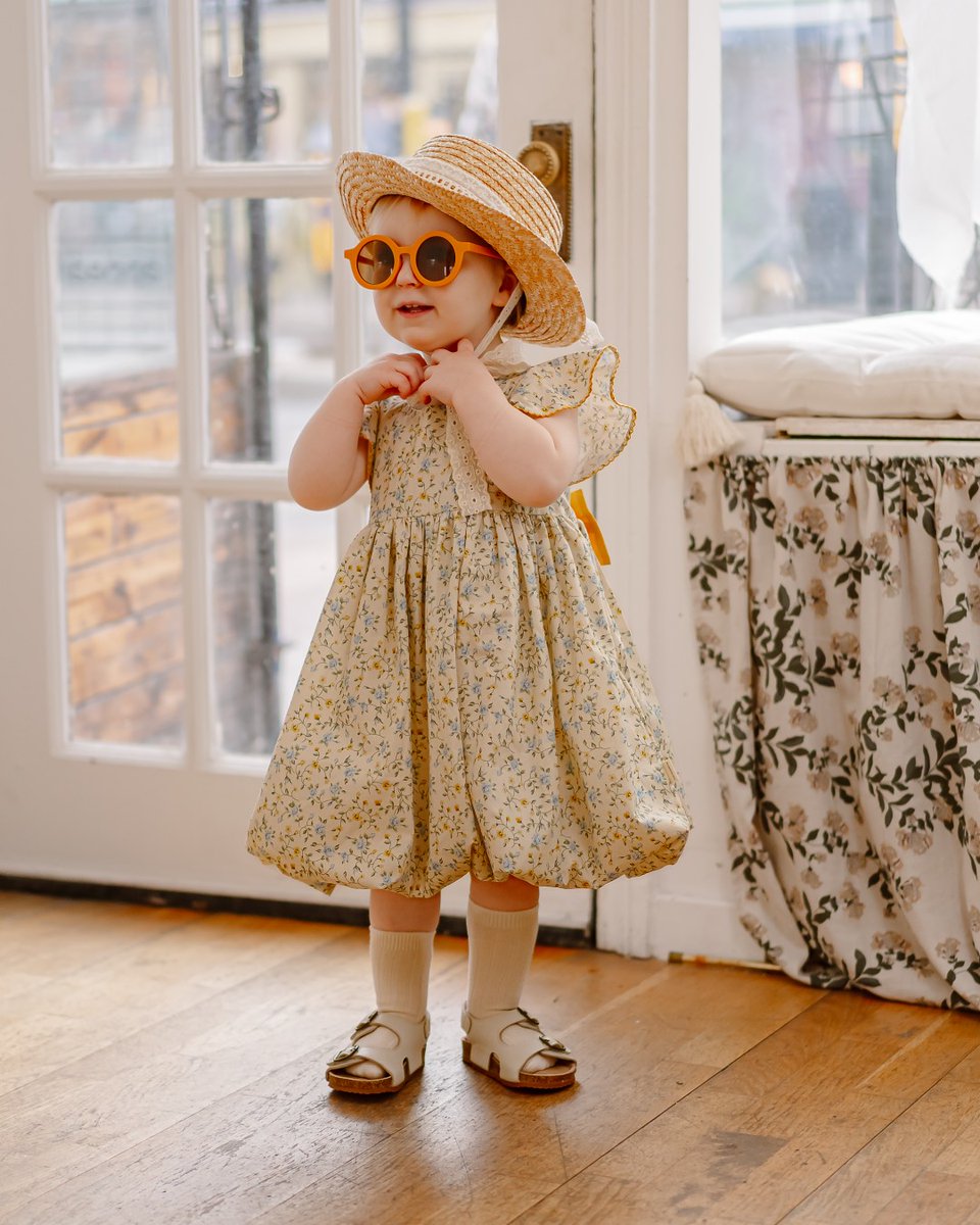 Happyology's tweet photo. The sweetest little bow dress 🎀 

The Oslo Bow Dress arrived in our New In collection this week — a dreamy little piece in cashmere blue florals, finished with the prettiest front bow. Made for garden parties, picnics in the park, and every twirl in between. https://t.co/VwNceVS2TL