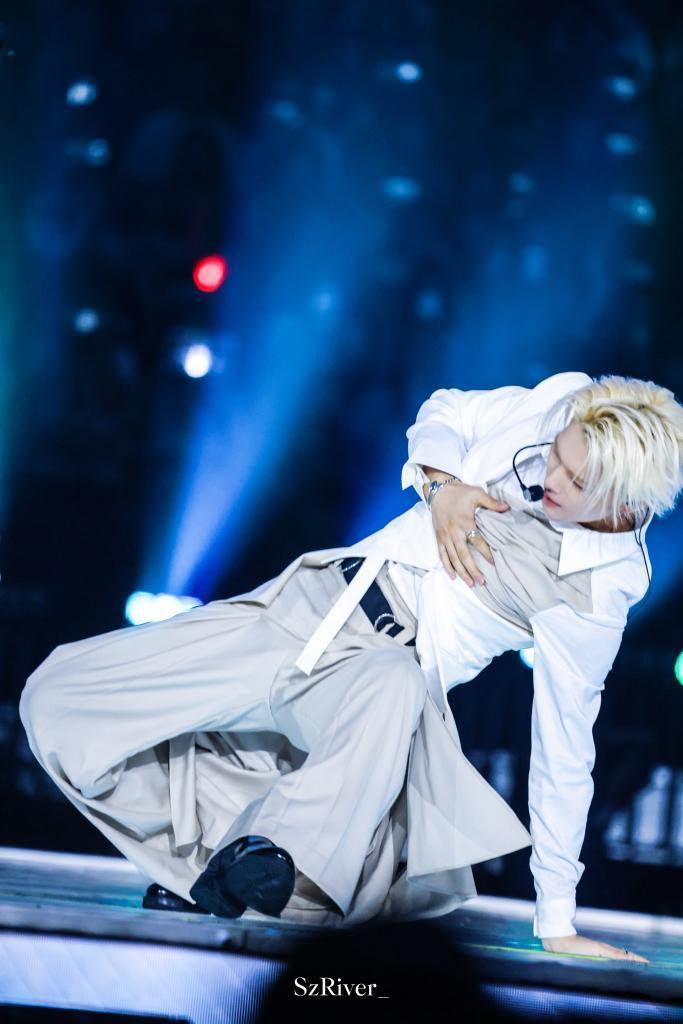 뎬뎬 tweet media
