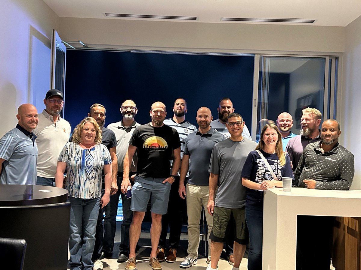 ContiFederal's tweet photo. A great soccer match bring our federal construction partners together. ⚽ Our team connected with JR &amp; Co. at the Sporting Kansas City game to strengthen relationships, share ideas, and build the trust that drives mission‑critical work. Thanks for having us!
#ContiFederal https://t.co/uJhu6gKllF