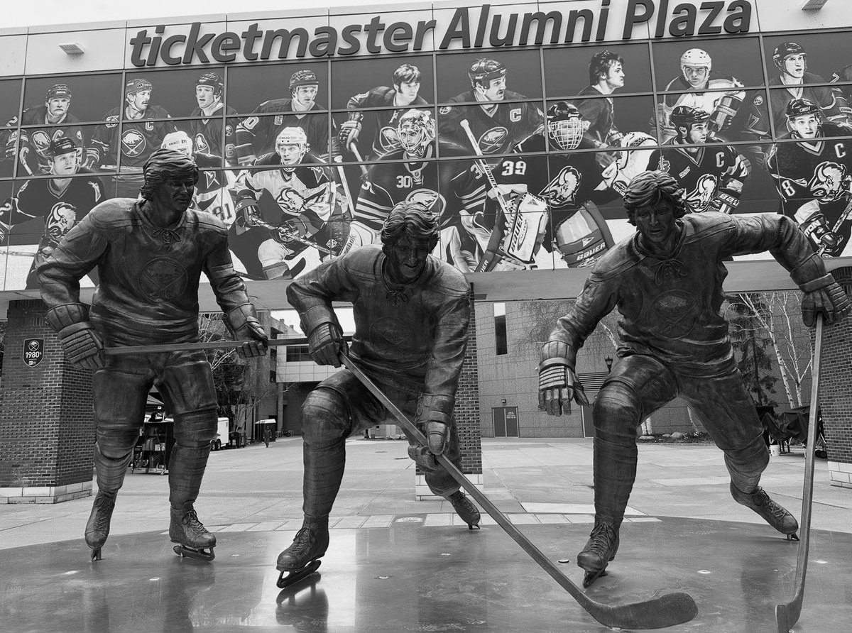 tsand31_'s tweet photo. My 2025-2026 @BuffaloSabres photo dump | This season I turned 21, completed my first year of PT school, and made numerous roadtrips I will never forget. 

I encourage everyone to share your favorite photos from this remarkable season. #LetsGoBuffalo https://t.co/KsaECSWfdl