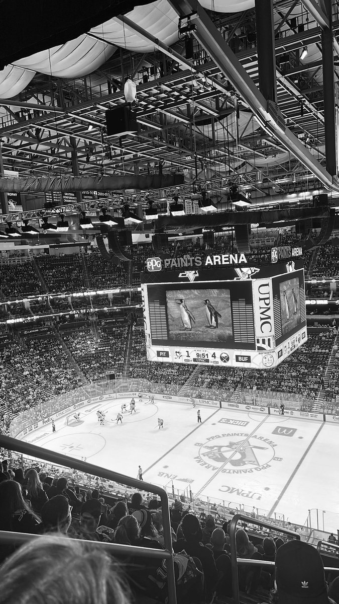 tsand31_'s tweet photo. 3 Road Games Attended
Rd 1 Gm 1 Canalside
Rd 2 Gm 6 Watch Party
Total Record 🟰 4-1 https://t.co/ULjKW0GDYL
