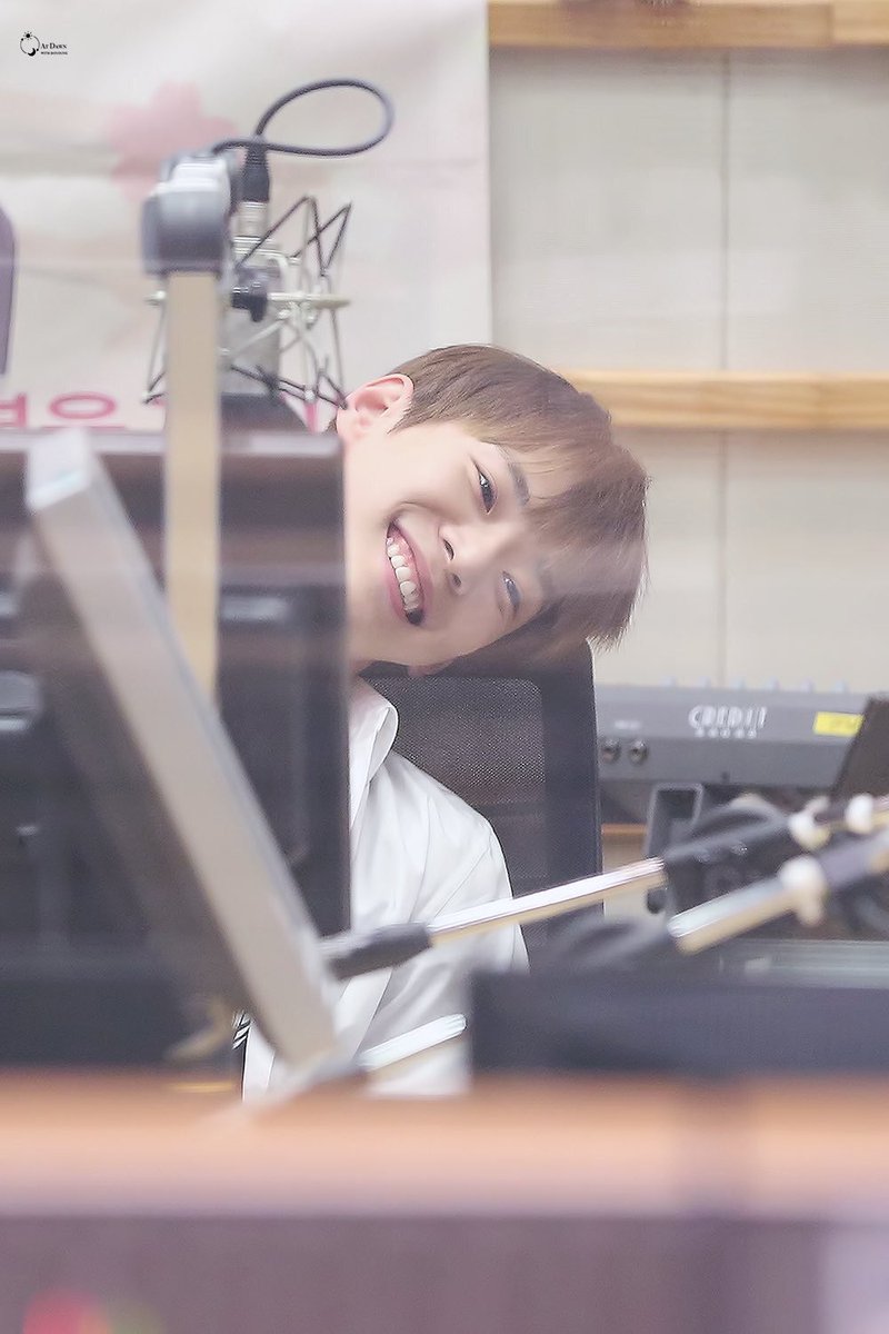 썸 ໒꒱ tweet media