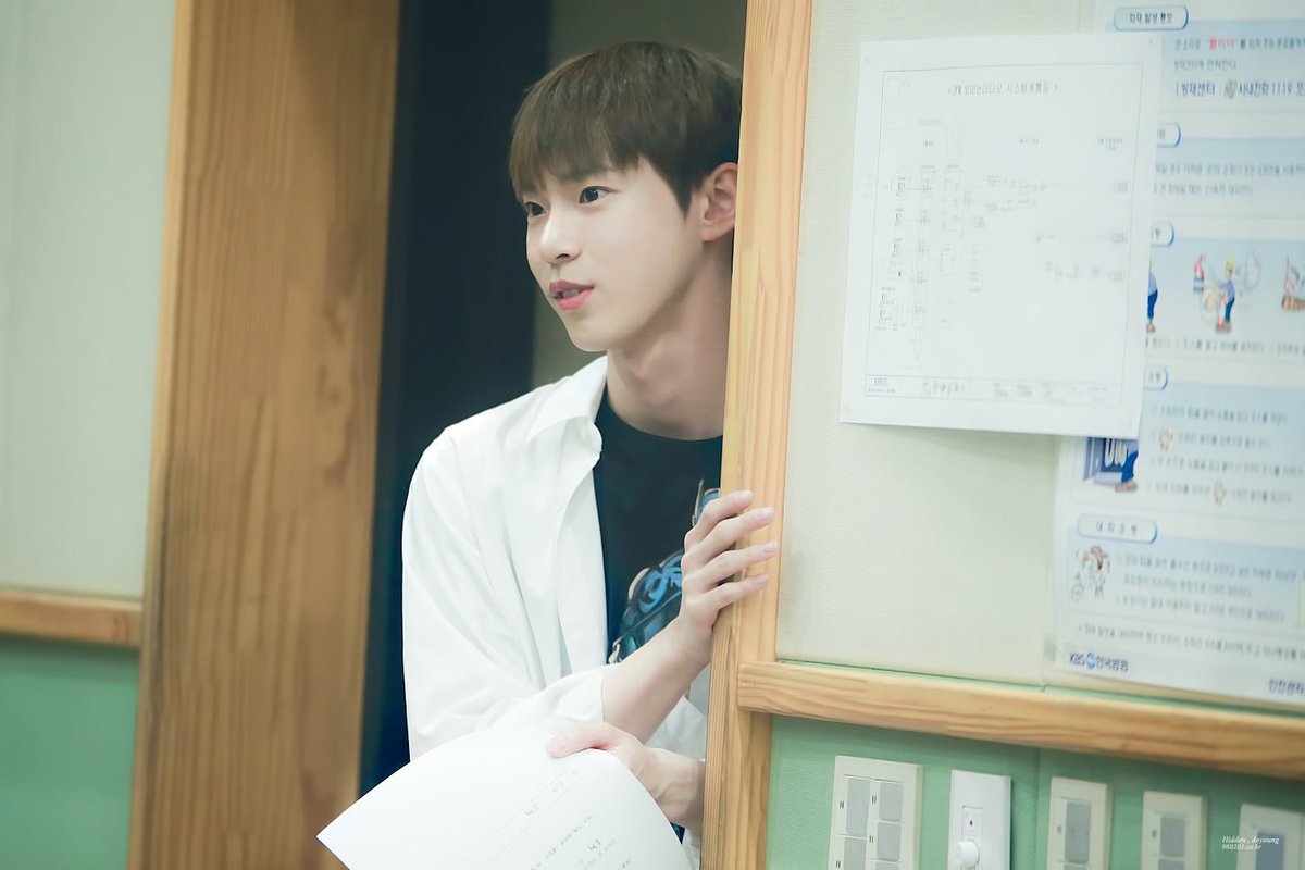 썸 ໒꒱ tweet media