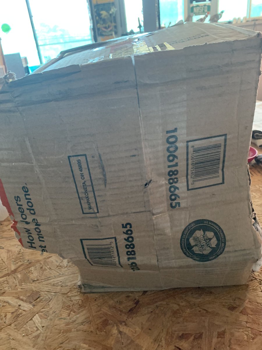 geoff681's tweet photo. @FedEx, when I shipped a $700 radio from MI to AZ and insured it for full value, that wasn't an invitation for you to play football with it. Fortunately the radio survived intact, no thanks to you. https://t.co/odmiRcJWki