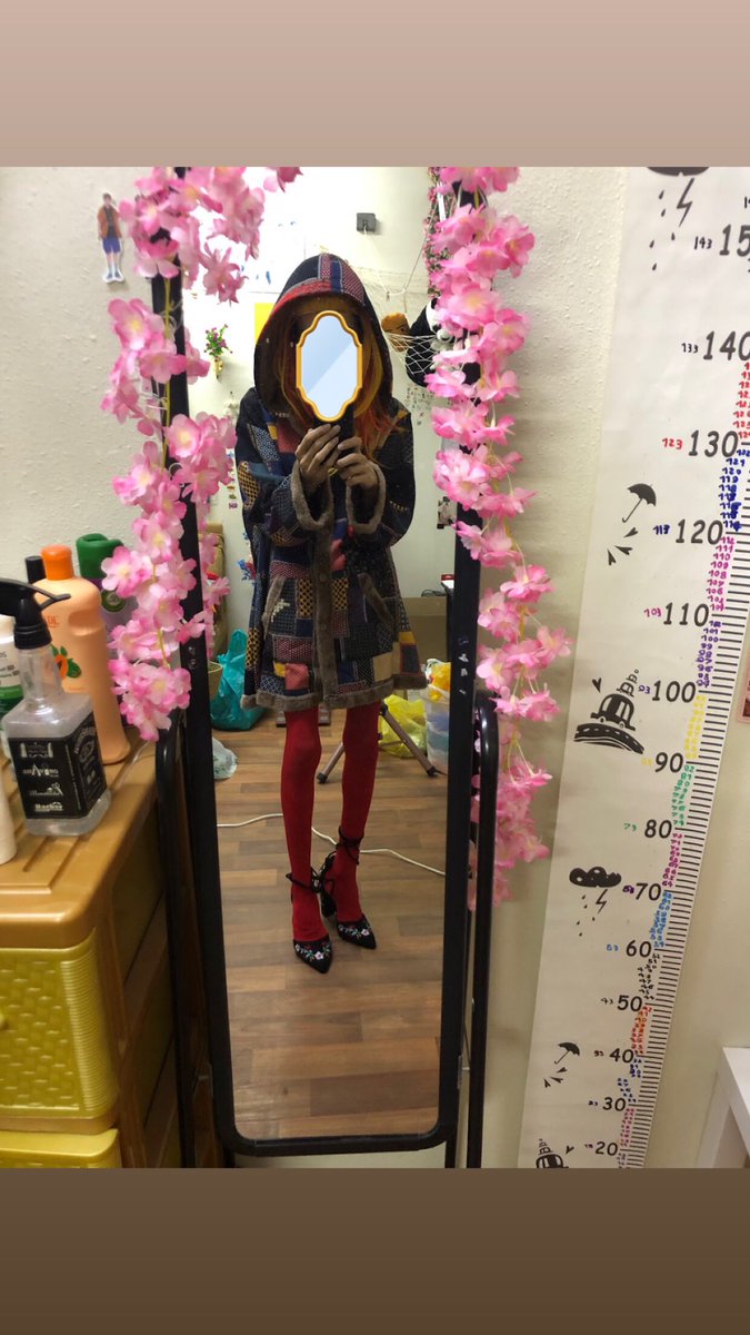 freesouls2001's tweet photo. the cosplay is rengoku but i look like hey arnold, i have been trying to buy both the jacket and heels since 2022 they waited for me until now to buy them so loyal, i know the heels dose not match with the jacket/wig

2026 3 may 3 pm
#demonslayer #kyojurorengoku #bodycheck #thin https://t.co/uySpIiHHTG