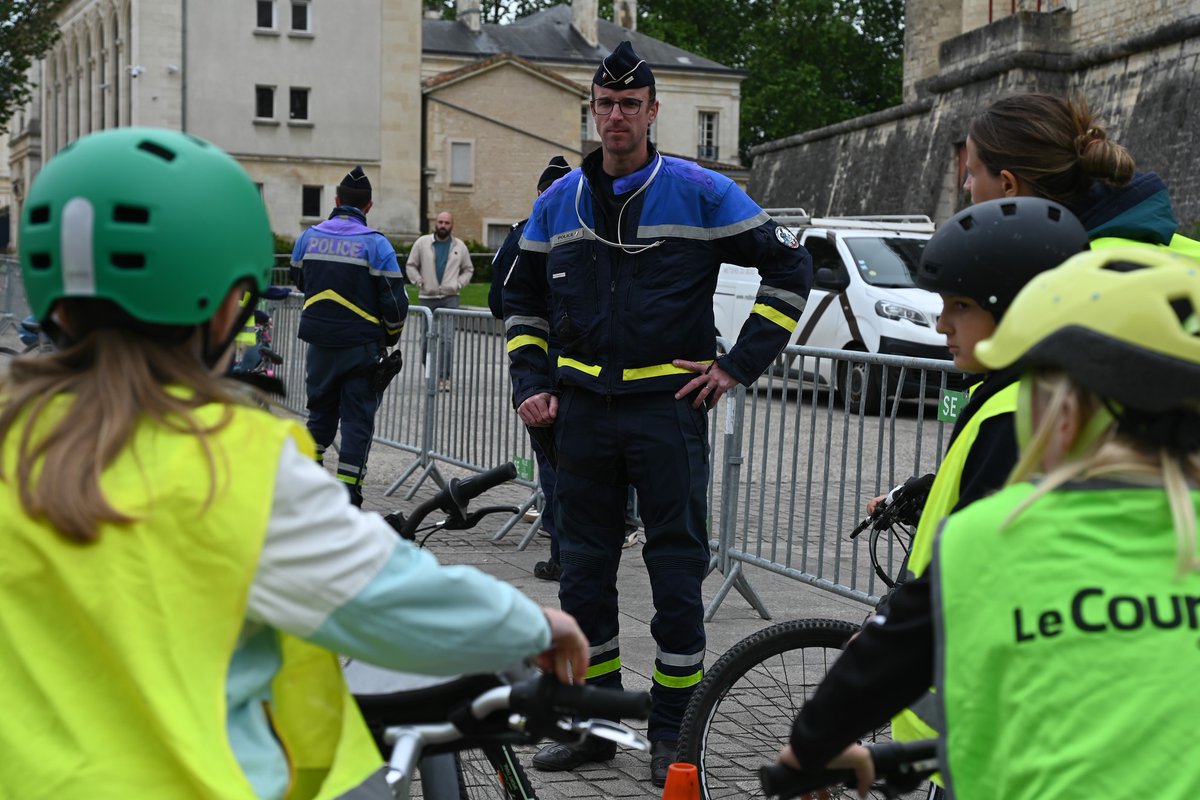 Police nationale 79 tweet media