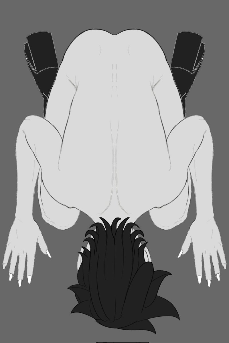 HumanTanchan's tweet photo. Sorry for disappearing guys !!
(I got fuked😅) https://t.co/eLwXb4Tx6S
