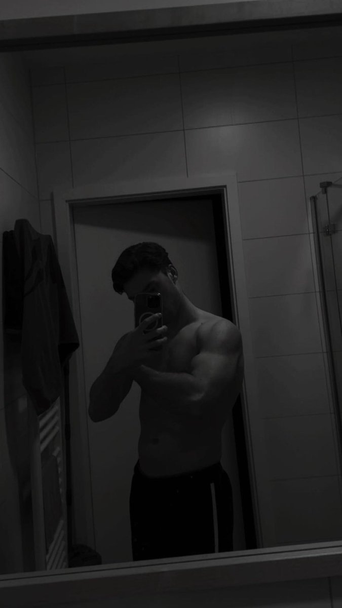 bastiS00's tweet photo. Work in progress https://t.co/ZtXDwmBnNq
