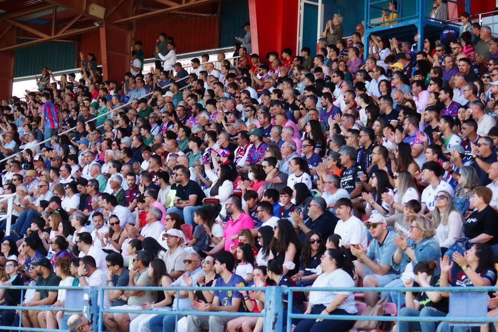 CD EXTREMADURA tweet media