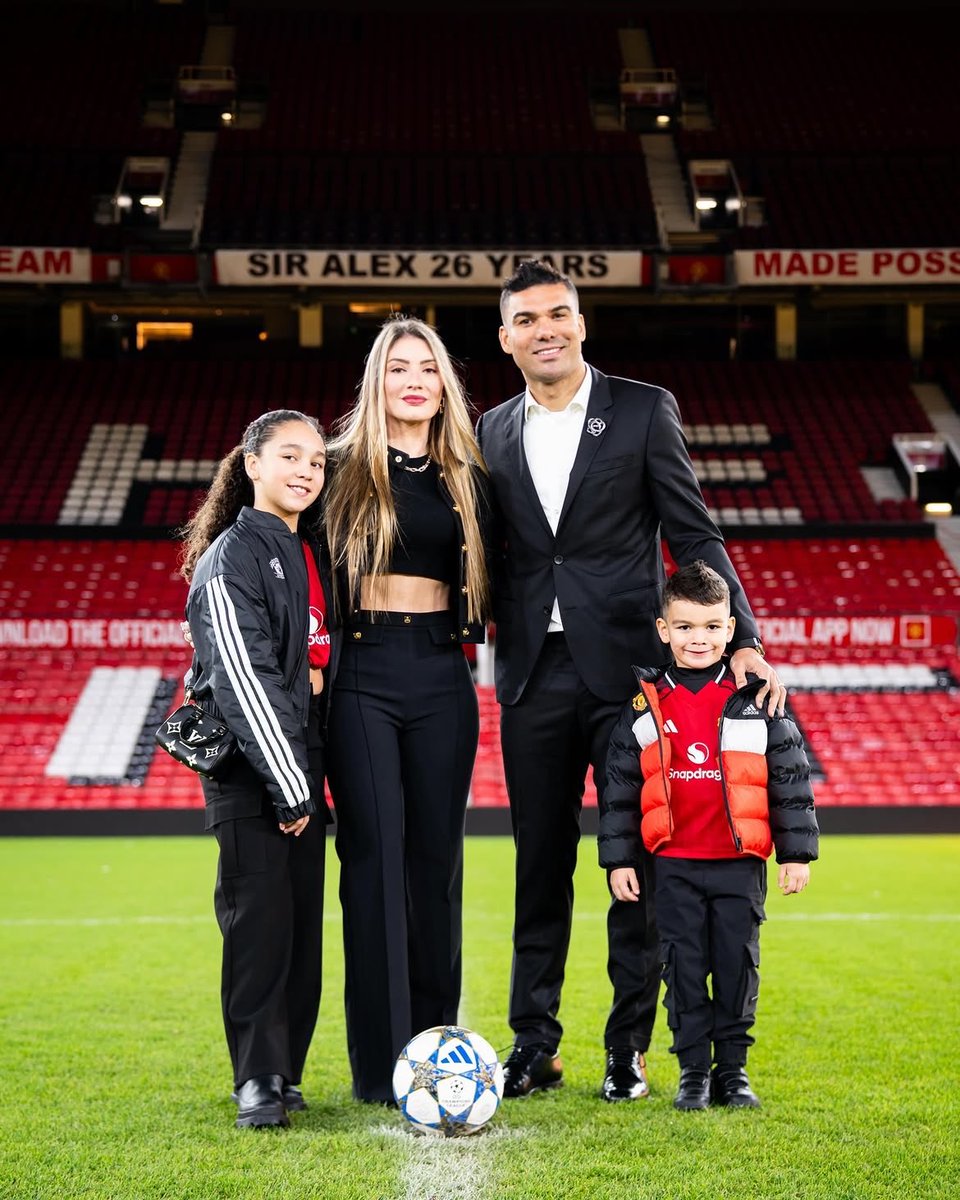 Manchester United Forever tweet media