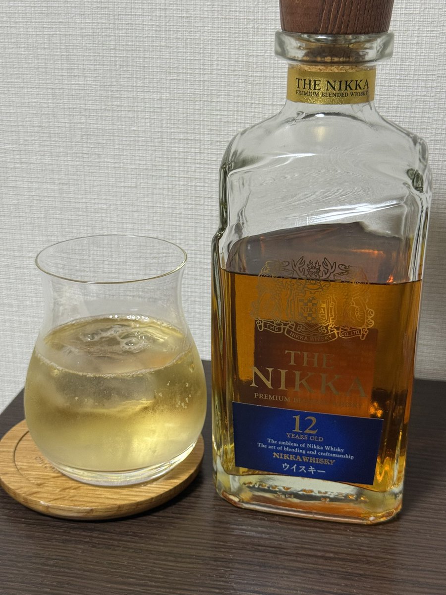 とし tweet media