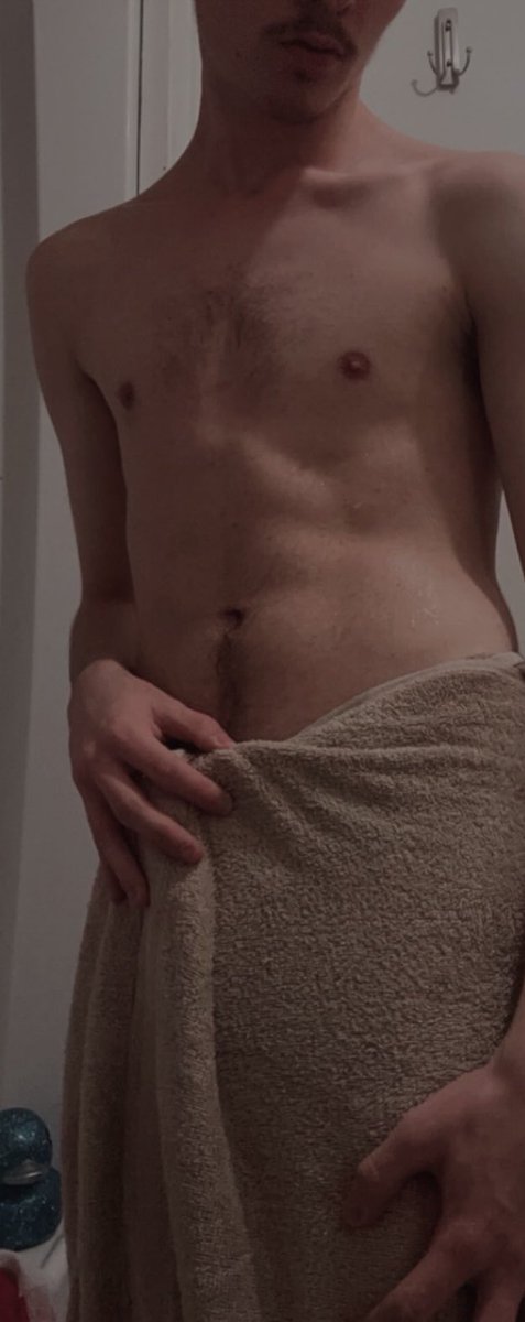 SexyXeo's tweet photo. Body and package 😘 https://t.co/egvdT5VcQa