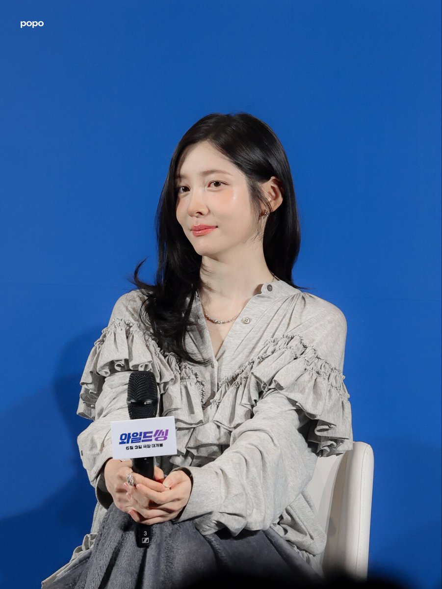 포포 tweet media