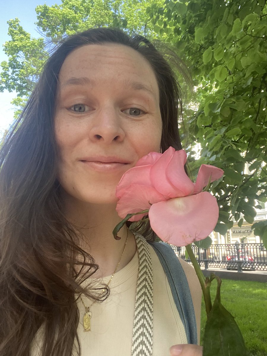 Veronika tweet media