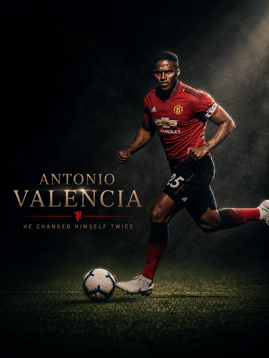 PinkyGeesh's tweet photo. Masih ingat sama mantan winger dan fullback Manchester United yang pernah patah engkelnya?

Ini adalah cerita tentang pemain yang tidak pernah berhenti berkembang,

Bahkan ketika semua orang sudah merasa tahu batas kemampuannya.

ANTONIO VALENCIA...✍️

Juli 2009, dia dibeli dengan harga £16 juta dari Wigan Athletic.

Winger kanan yang cepat, powerful, dan konsisten menghasilkan assist.

Di musim debutnya, dia masuk PFA Team of the Year bersama Evra, Fletcher, dan Rooney, dan dinobatkan sebagai Player of the Match di League Cup Final lawan Aston Villa setelah memberikan assist untuk gol kemenangan Rooney.

Tak perlu waktu lama, Old Trafford langsung jatuh cinta.

Tapi 14 September 2010, segalanya hancur dalam hitungan detik.

Mimpi buruk datang di Laga Champions League lawan Rangers di Old Trafford.

Setelah duel dengan bek Rangers Kirk Broadfoot, studs Valencia tersangkut di rumput. 

Engkelnya terpelintir dengan cara yang membuat pemain kedua tim langsung melambaikan tangan panik ke bangku cadangan. 

Steven Naismith dan Broadfoot sendiri yang pertama berteriak meminta bantuan medis.

Pemain-pemain memilih berpaling karena tidak sanggup melihat kondisi kakinya.

Operasi kemudian dilakukan keesokan harinya.

Plat logam dipasang untuk menstabilkan tulang yang patah, ditambah kerusakan ligamen yang signifikan akibat dislokasi.

Ferguson menyebutnya sebagai cedera yang mengingatkannya pada Alan Smith di 2006.

Namun siapa sangka, Valencia kembali hanya sekitar 5,5 bulan absen dan berhasil kembali dengan gemilang.

Namun, apakah performanya masih tetap sama ?

Berikut adalah perjalanan panjang Valencia bersama Setan Merah, dimana dia sukses merubah dirinya dua kali...✍️🧵