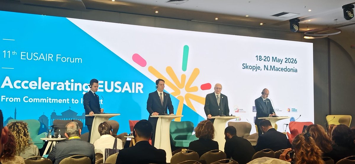 INTERREGADRION's tweet photo. 💡 “Interreg programmes act as pre-accession laboratories.”

That was the key takeaway from Hugo Sobral, Deputy Director-General at European Commission DG Regio, speaking at the 11th #EUSAIR Forum press conference in Skopje.

With the official handover ceremony complete, the EUSAIR presidency now passes from North Macedonia to Italy! 🇮🇹🇲🇰

As a proud supporter of the EUSAIR strategy, #IPADRION programme is strengthening this "laboratory" and accelerating the integration of the Western Balkans into the EU.

⏰ Happening soon! Our session on Clean Energy Transition kicks off in less than 2 hours. Don't miss it!

#SustainableEnergy #Cooperation #IPADRION