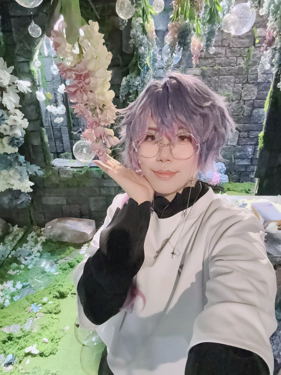 uftoru0926's tweet photo. 🔮🌌💜✨
今天的拍🥰
#ukiform https://t.co/KvMdUjchXn