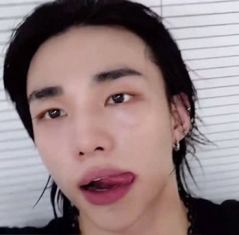 hwang. tweet media