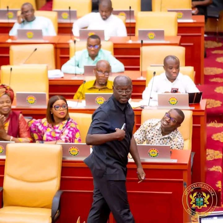 i_am_the_nkay's tweet photo. Agreed or not agreeded🤣. He is the best finance minister in the whole world !!! https://t.co/agWAad0otf