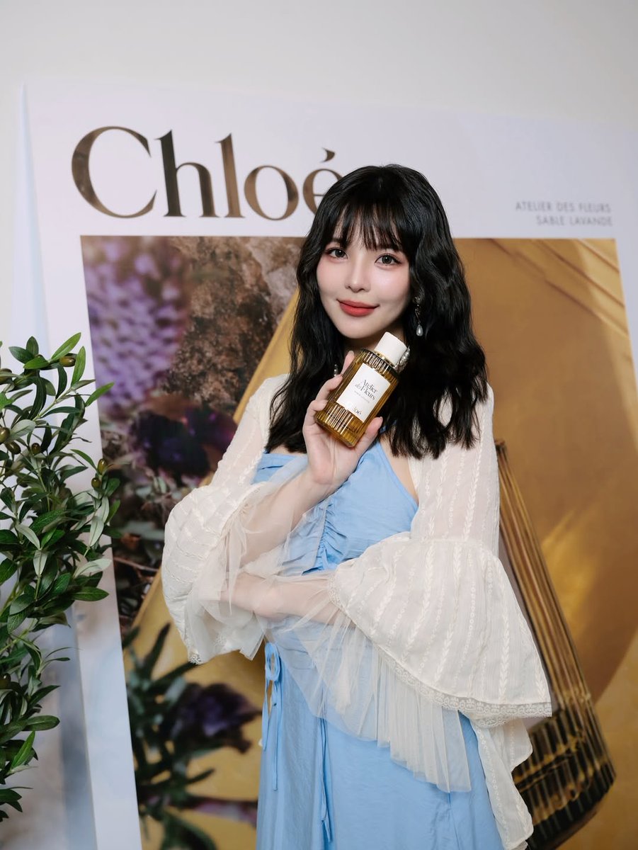 OrnTHFans's tweet photo. I found the muse in myself and I loved her fiercely ✨🪸 with Chloe

More > https://t.co/W1QaNc8cJ0
 
#OrnOung #MoveORN https://t.co/Evhnsb10Ww