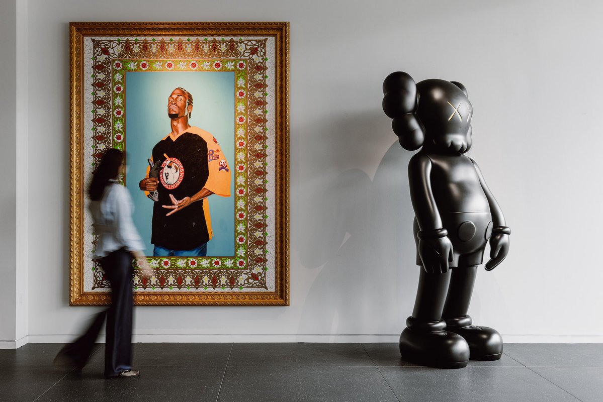 Opera Gallery tweet media