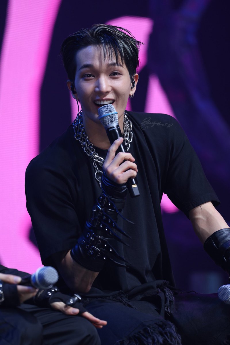BloomingHere tweet media