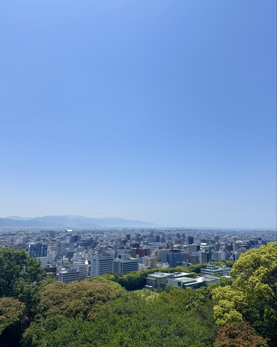 HIROMIX0324's tweet photo. 浜田省吾さん松山公演、一月の振替が無事終了しました！

エネルギー全開の浜田さんとチームの皆さんと、元気にまたこの街に戻って来れたことが何よりありがたく✨
開催が叶った喜びを爆発させたかのような会場の盛り上がりに、本当に幸せな気持ちになりました🥲
最高な時間、ありがとうございました❗️ https://t.co/ZObJ6lbhid