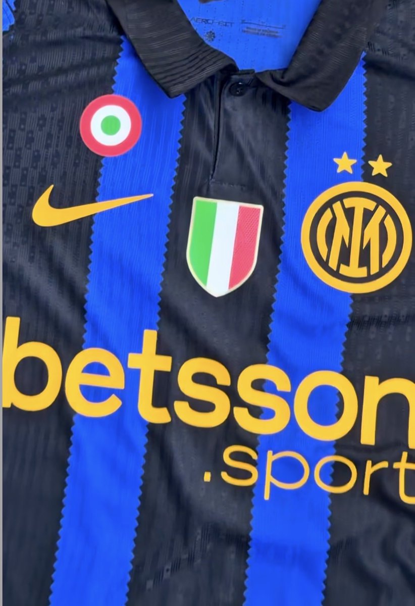 Alessandro tweet media
