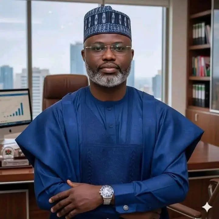 TheAkeweje's tweet photo. BREAKING: I endorse Amb. Abdulfatai Yahaya Seriki (MFR) as my preferred successor: Governor AbdulRazaq

Following extensive consultations with party structures and leadership, I am pleased to endorse Ambassador Abdulfatai Yahaya Seriki (MFR) as my preferred successor under the platform of our party, the All Progressives Congress (APC).

Young, pro-people, astute, and broad-minded, Amb. Yahaya Seriki has been a great political mobiliser with profound investments in and extensive goodwill among the people of Kwara State. I have no doubt about his capacity and that his choice is appropriate for the people of our state at this time. 

While this does not in any way preclude all other aspirants from contesting in the primaries, I urge members and leaders to affirm the choice of Seriki as our candidate for cohesion, unity, and continuous success of the party as we hold our gubernatorial primaries on Thursday, May 21, 2026.

The choice of Amb. Yahaya Seriki is neither a disapproval of any of our eminently qualified aspirants nor a whimsical attempt to delegittimise the noble aspirations of our people. But in a race involving some 16 great minds for one office, only one person can take the shot at a time. 

Finally, I acknowledge and commend the statesmanship of our aspirants, all of whom have shown discipline and impressive capacity to build on the undeniable achievements of our administration over the last seven years for the good of the people of Kwara State. 

Abdulrahman Abdulrazaq, CON
Governor, Kwara State
19th May, 2026