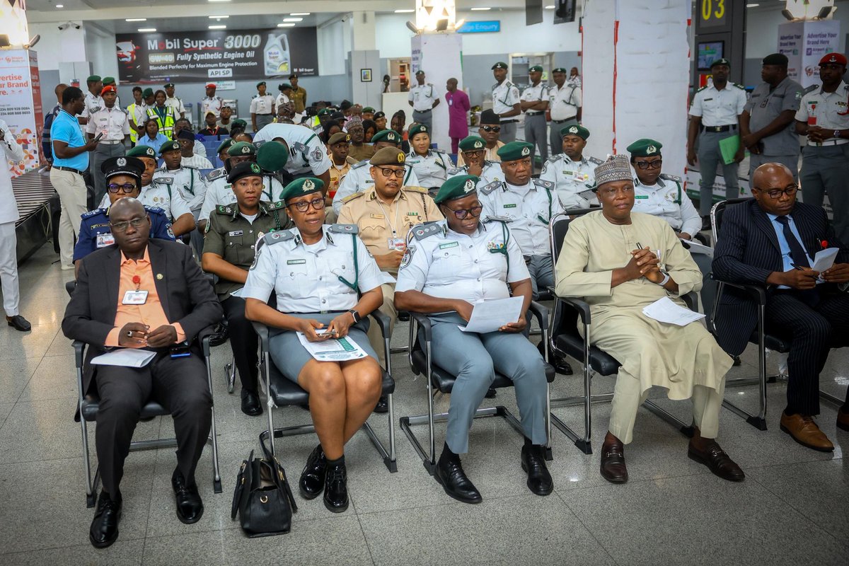 NIGERIA CUSTOMS tweet media