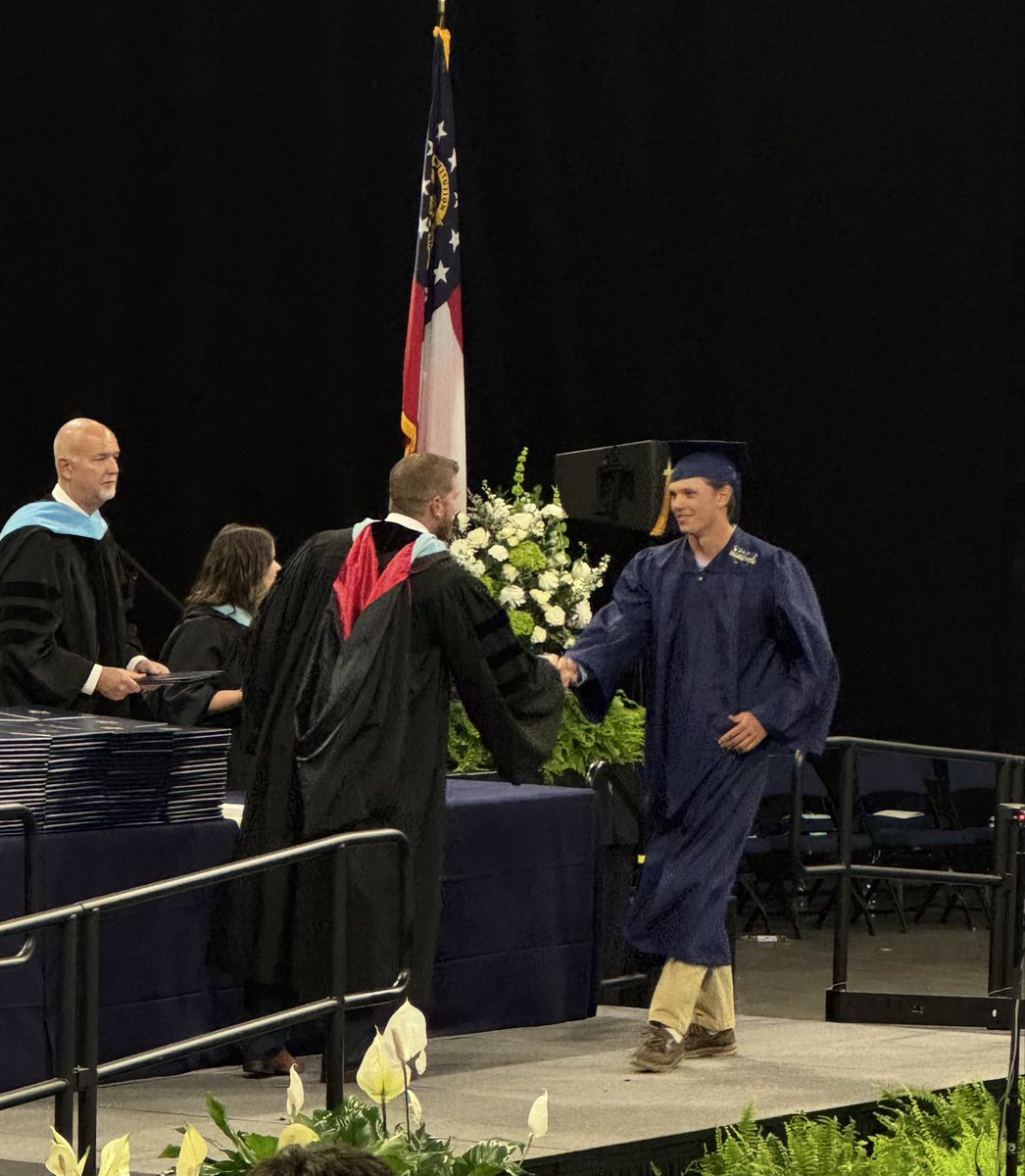 wfhsbasketball's tweet photo. Big night last night at Graduation for ALL our West Forsyth @WestForsythHigh seniors and a special shout out to our 4 basketball seniors and our 2 managers… https://t.co/8uBZg1RWub