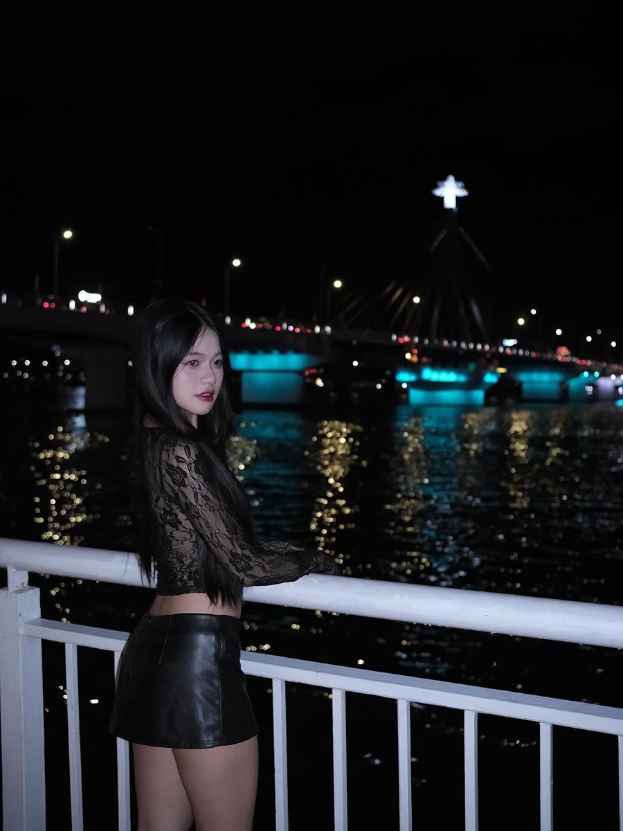 Phương Linh tweet media