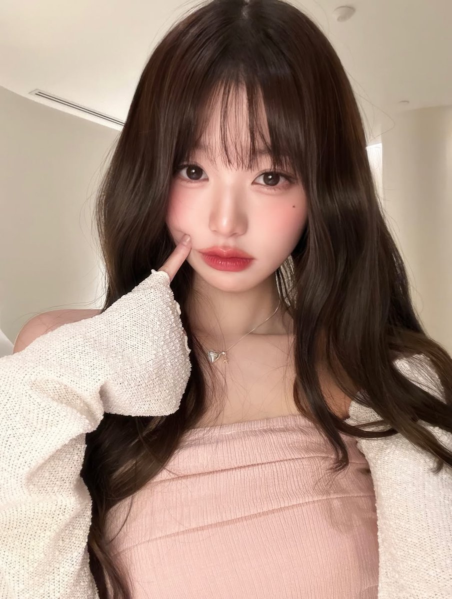 🍒장원영 tweet media