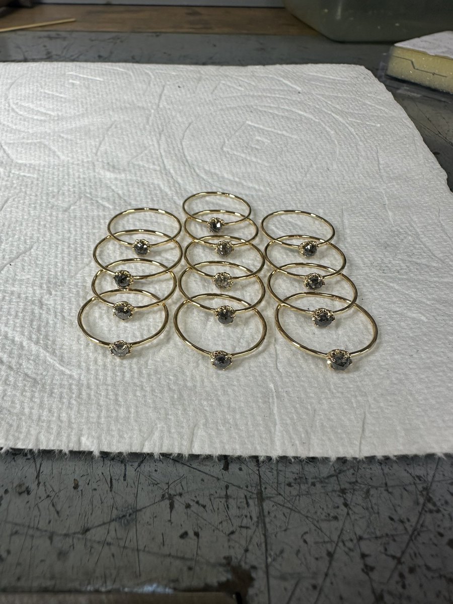 ringpeige's tweet photo. 東京国際ミネラルフェアに向けて3
ローズカットのダイヤ

他にも色々つくりました！ https://t.co/ebV8QzWKIc